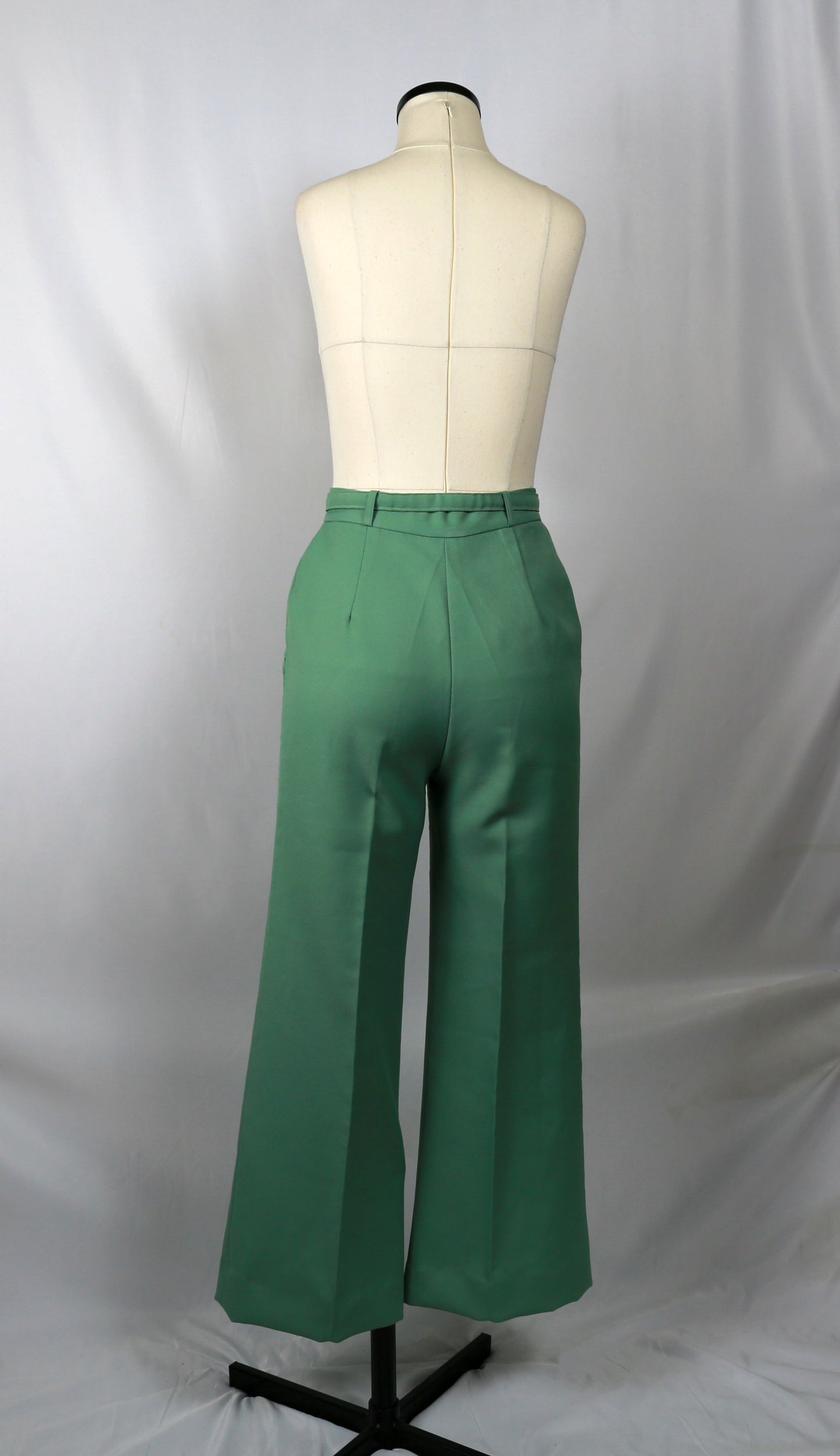 belted green trousers