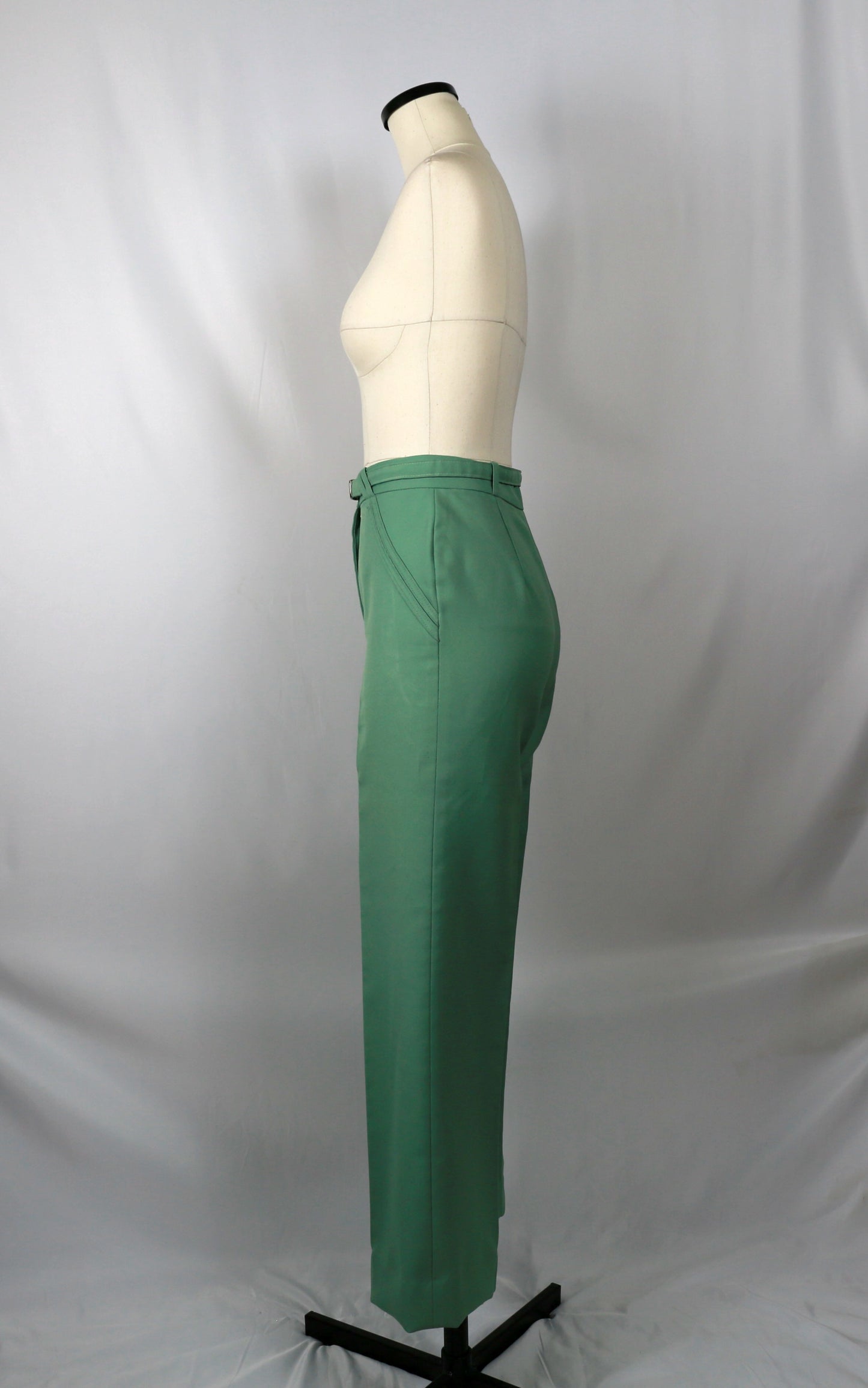 belted green trousers